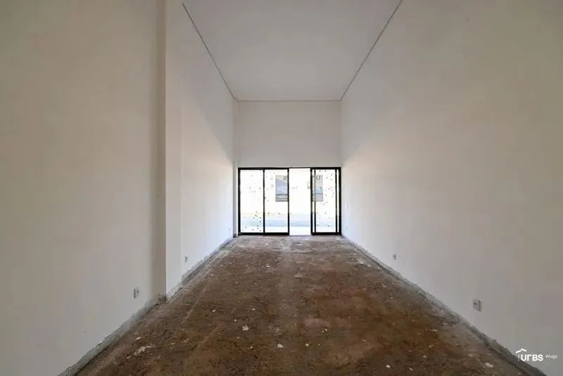 Loja, 36 m², Rosa de Leiria Condomínio Horizontal - Foto 2