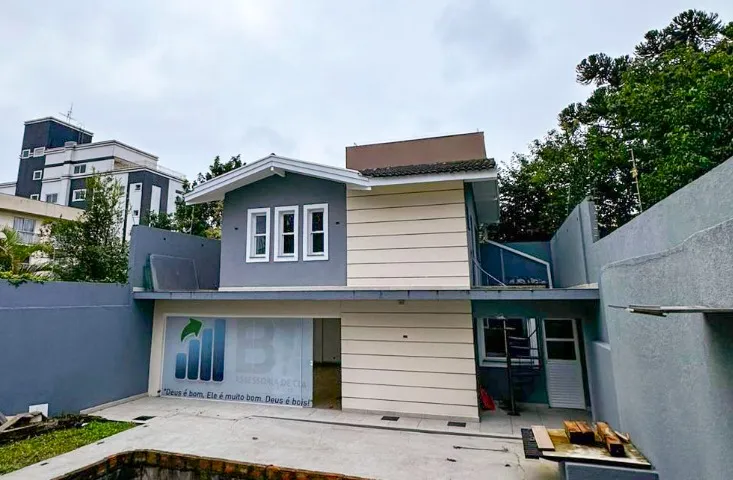 Casa Comercial para locação na Vila Izabel em Curitiba com 195m² - B2 Assessoria imobiliar
