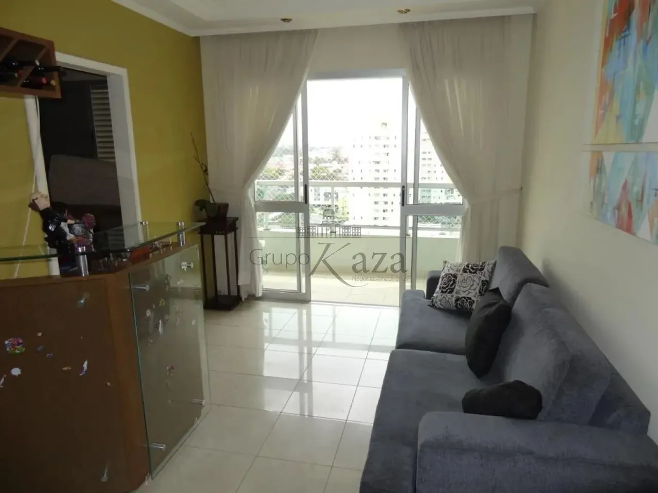 Oportunidade - Apartamento - Floradas de São José - Residencial Yara - 4 Dormitórios - 107