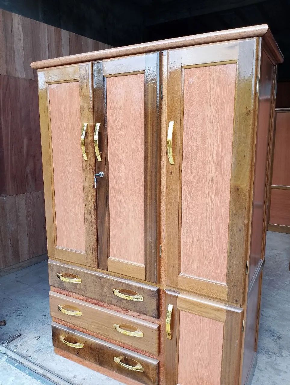 GUARDA ROUPA DE 3 PORTAS NOVO  - Foto 5