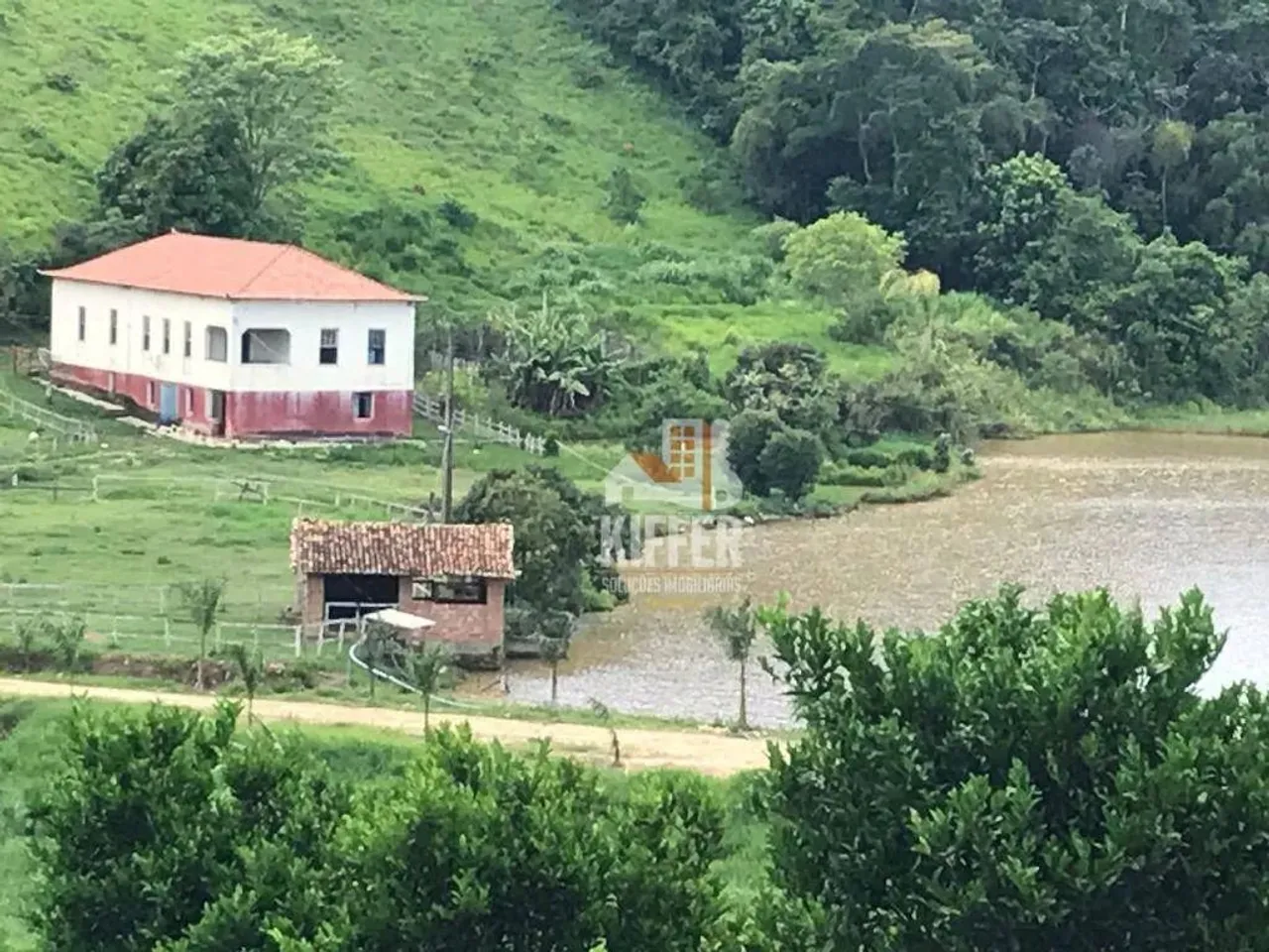 Fazenda com 8 dormitórios à venda, 2430000 m² por R$ 18.300.000,00 - Alto Rio Doce - Alto
