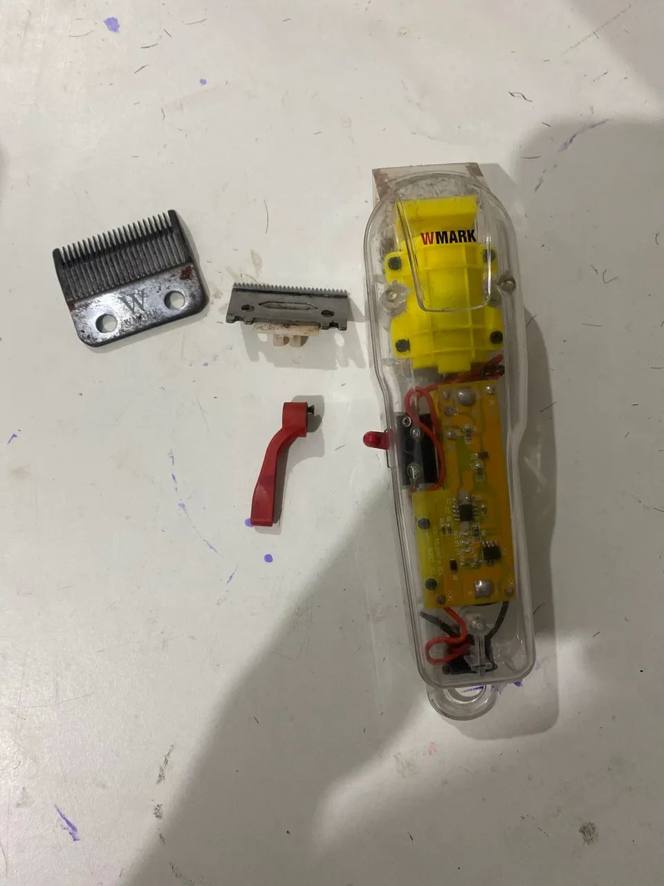 Máquina wmark quebrada e desmontada64306041954434120