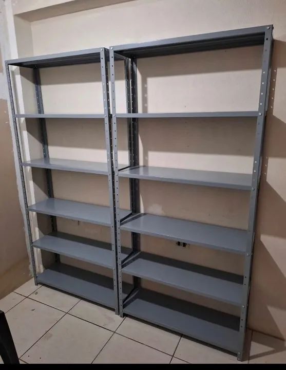 estante em aço