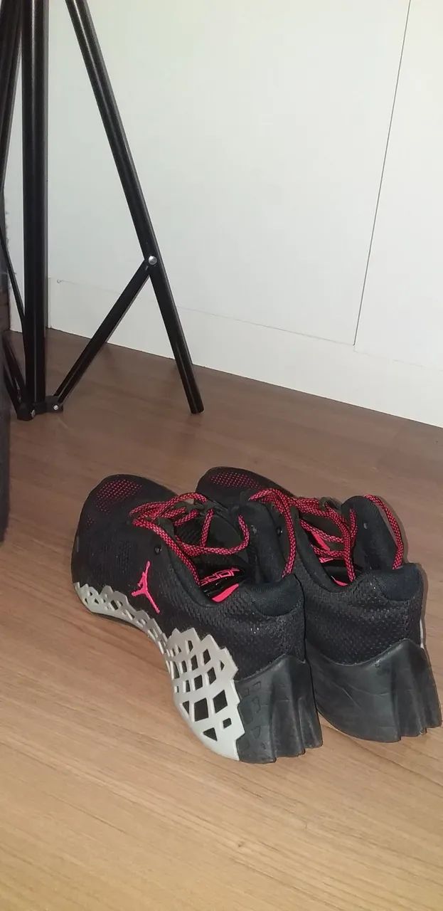 Tenis jordan - Foto 3