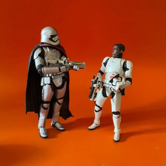 Star Wars Black Series Phasma & Finn - force awakens - Foto 2