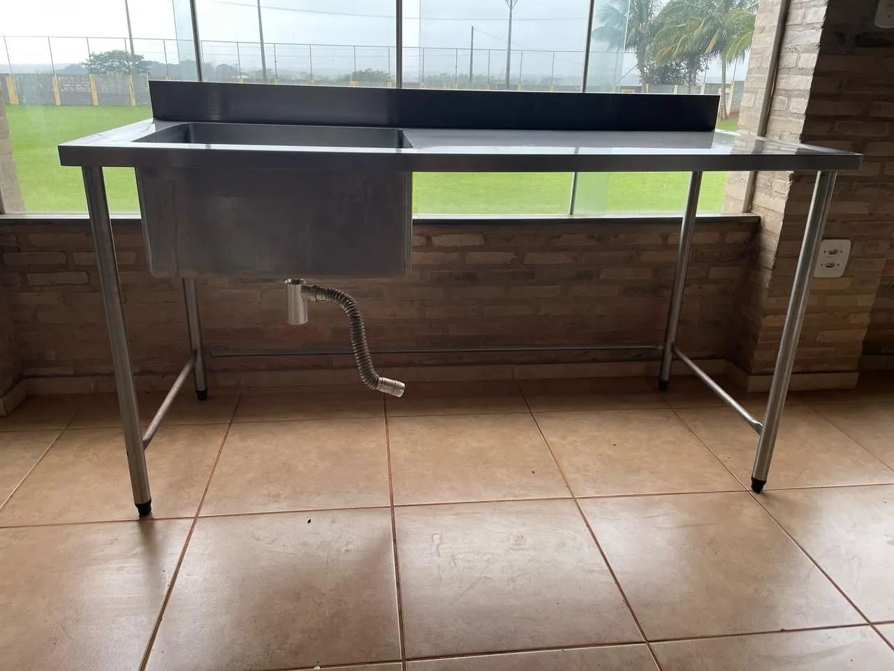 Mesa em inox com cuba - Foto 2