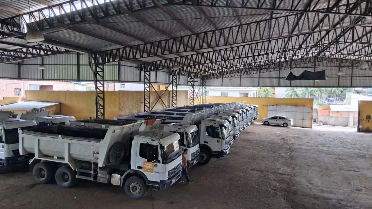 Alugo GALPÃO de 1.700m²  próximo ao aeroporto. - Foto 2
