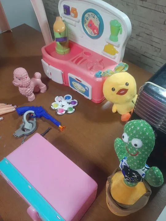 Brinquedos infantis diversos - Foto 2