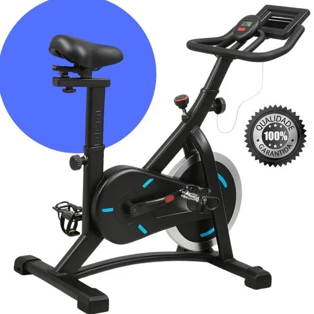 Bicicleta Ergométrica Fitness 13kg Inércia Para Cardio E Musculação Com Base Cor Preto E A