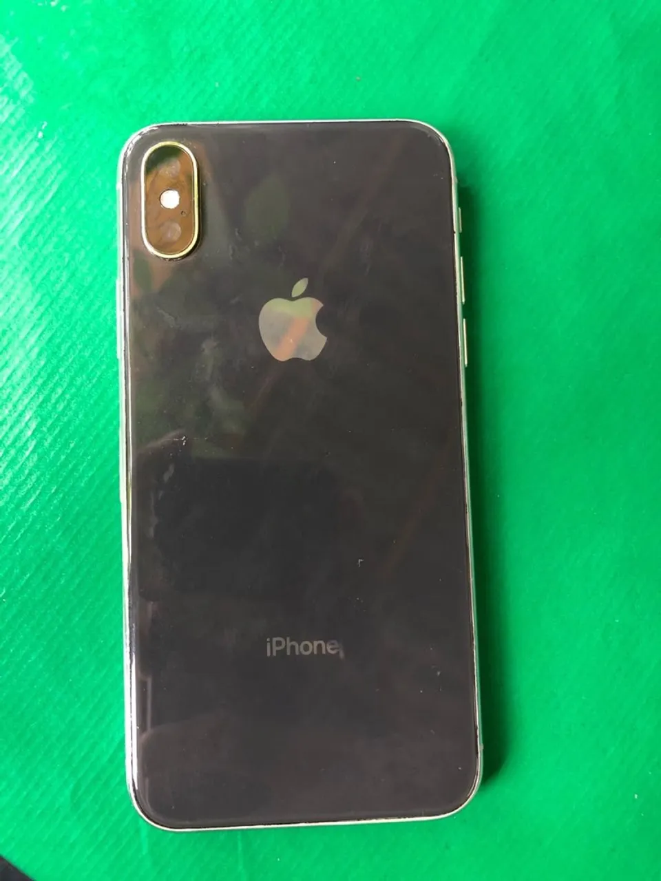 iPhone X