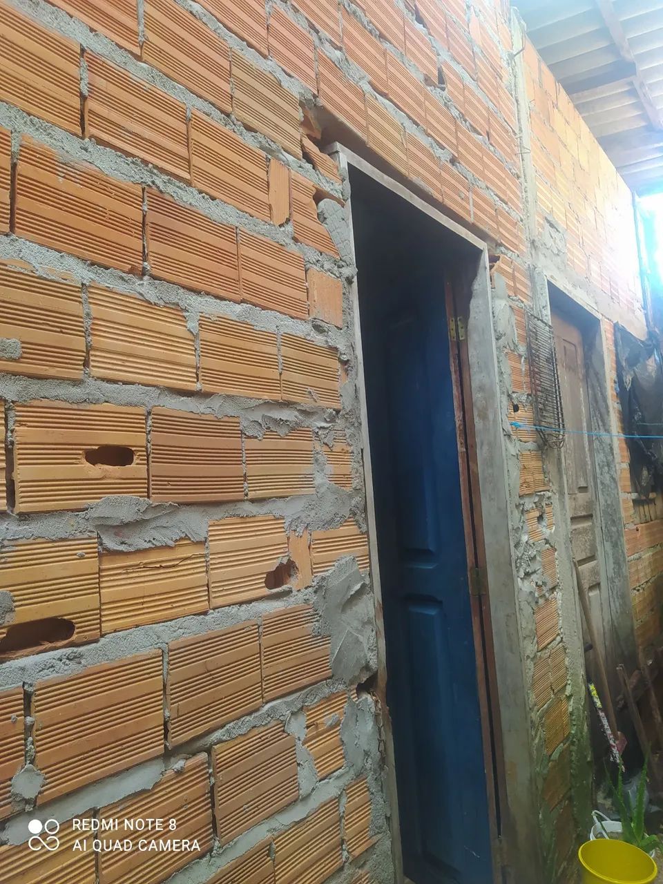 Vendo uma casa no bairro do una 