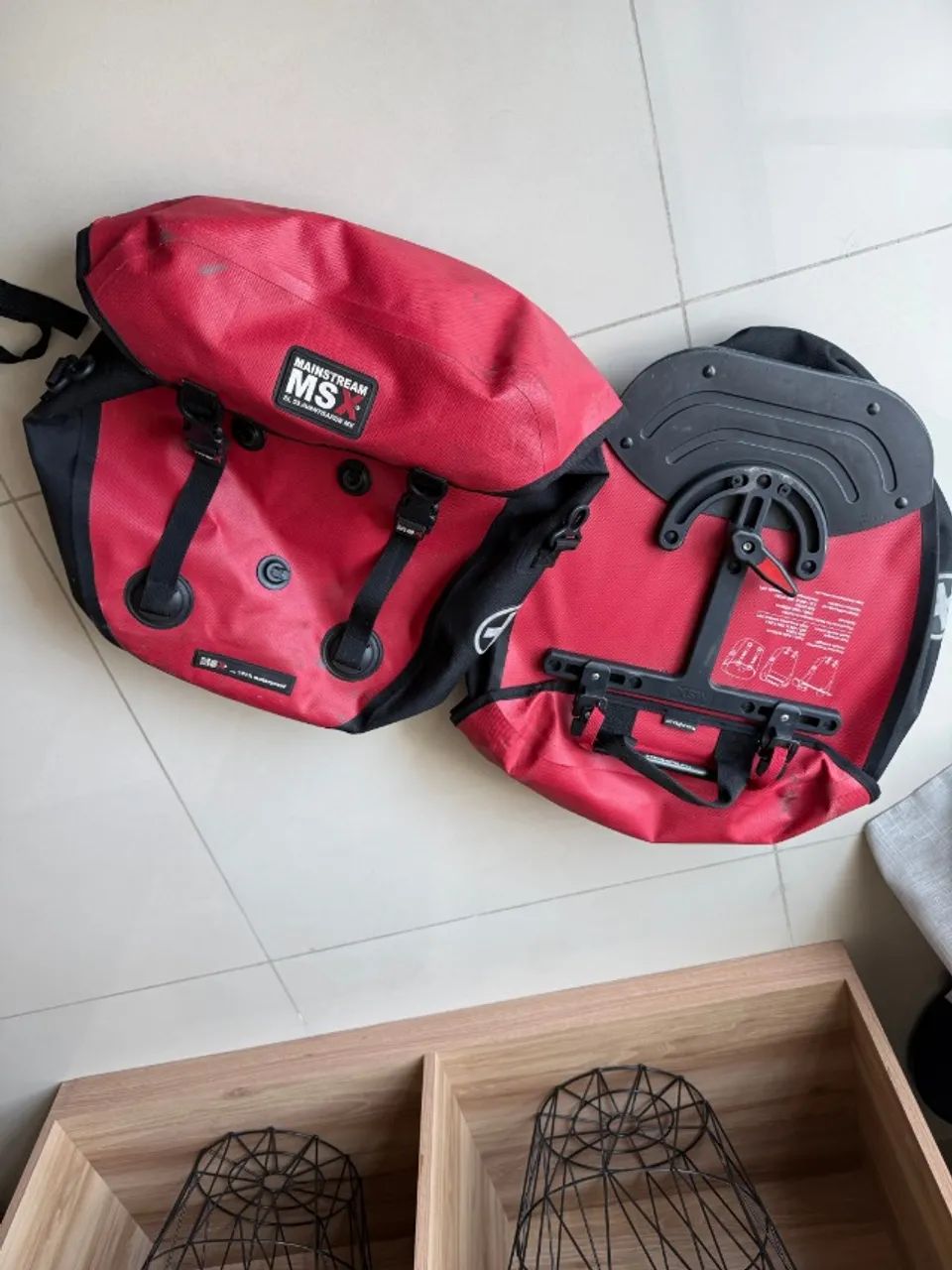 Bolsa lateral bicicleta (alforge) 100% a prova d'agua IP67- MSX SL 55 - 27 litros em cada