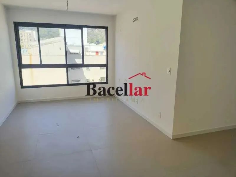 Apartamento : / Residencial / Tijuca