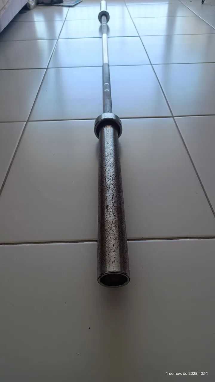Barra Olímpica Gladius de 20 kg - Foto 3