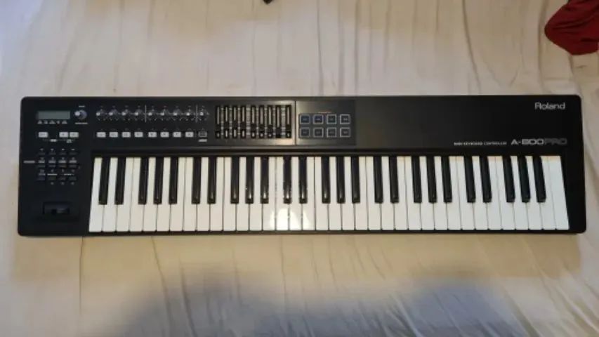 WTeclado Roland A800 Pro  - Foto 2