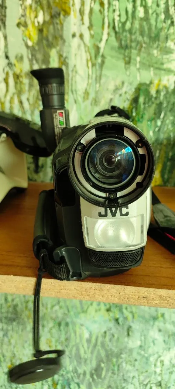 Filmadora JVC