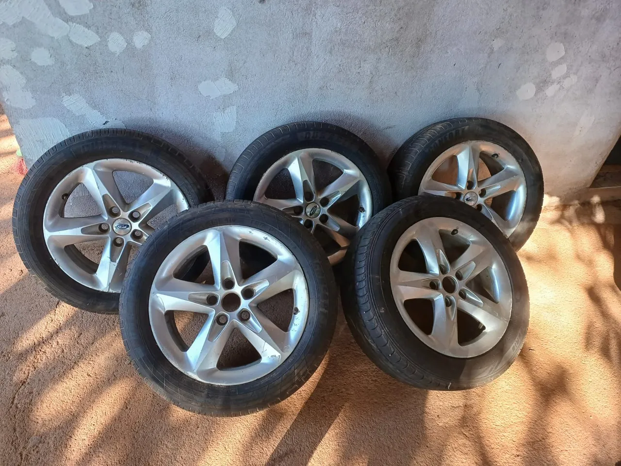 Jogo de Rodas Ford Aro 16