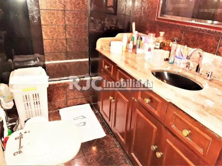 Apartamento de 180 metros quadrados no bairro Tijuca com 3 quartos - Foto 14