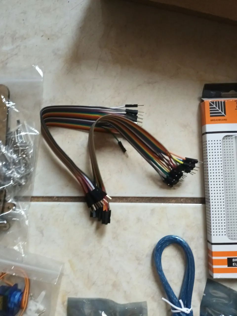 Peças kit robô mdf novas - Foto 4