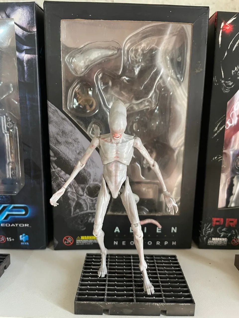 Hiya Toys Alien Neomorph