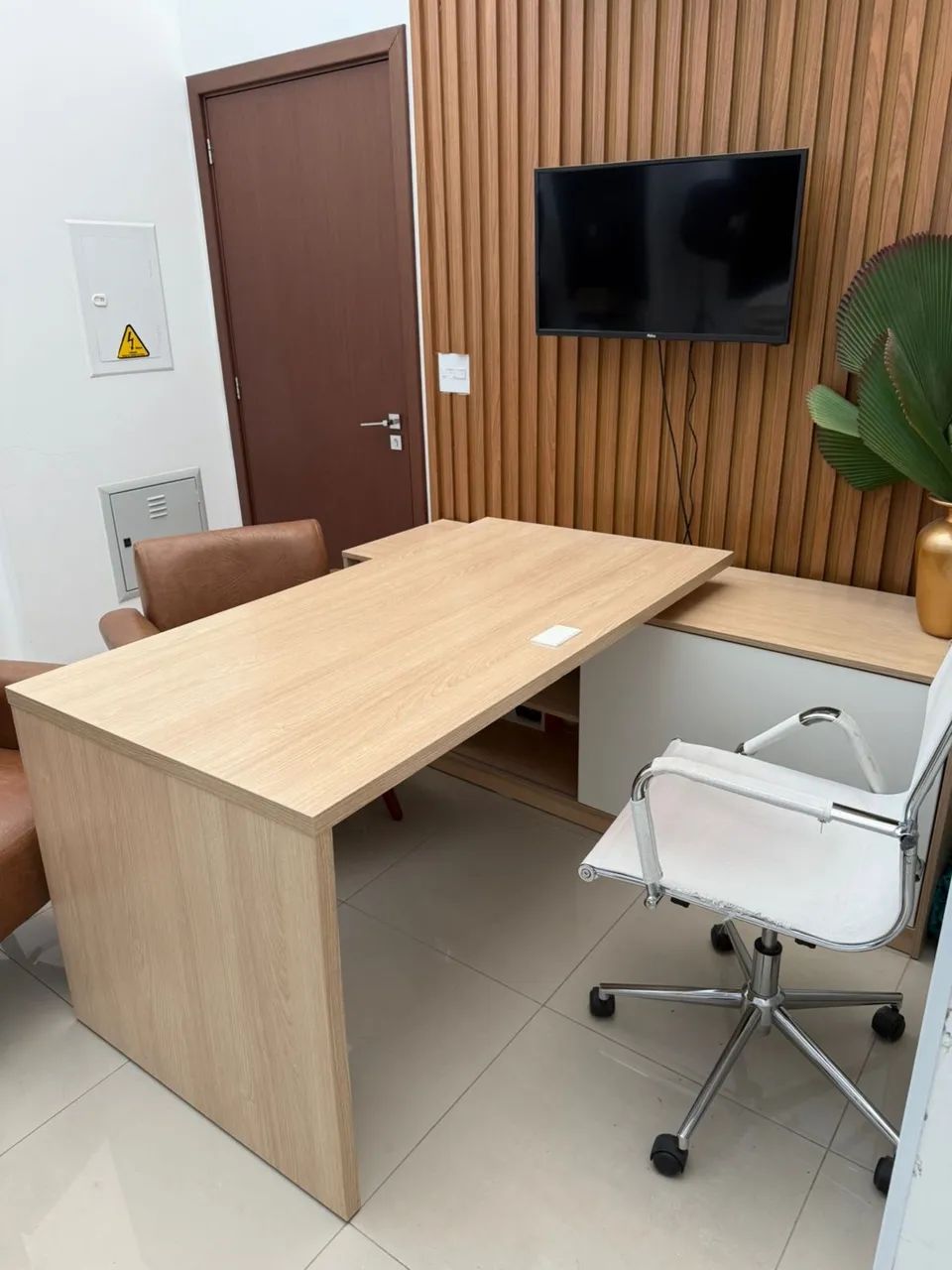 Mesa de consultório/ escritório65579536128001122