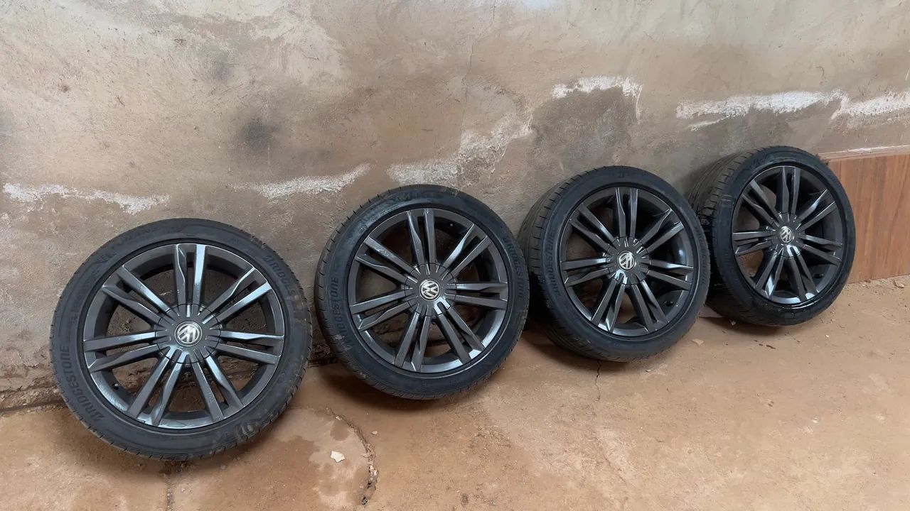 Vendo jogo de rodas aro 17 - furação 5x112 (modelo Golf TSI) - Foto 3