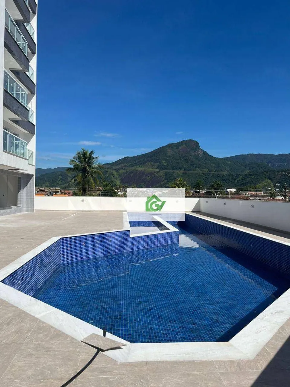 Apartamento com 2 dormitórios à venda, 74 m² por R$ 740.000,00 - Indaiá - Caraguatatuba/SP