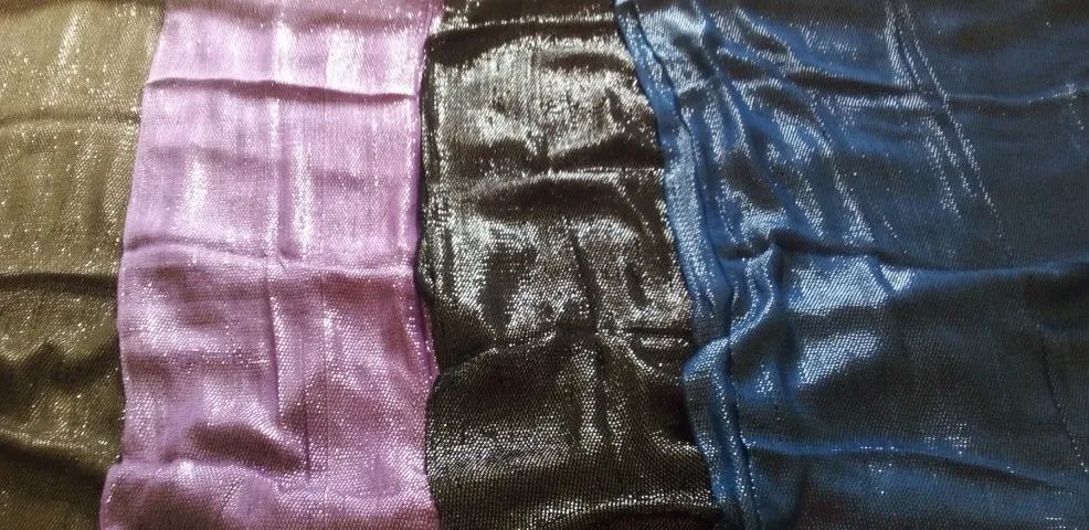 Echarpes diversas.  - Foto 3