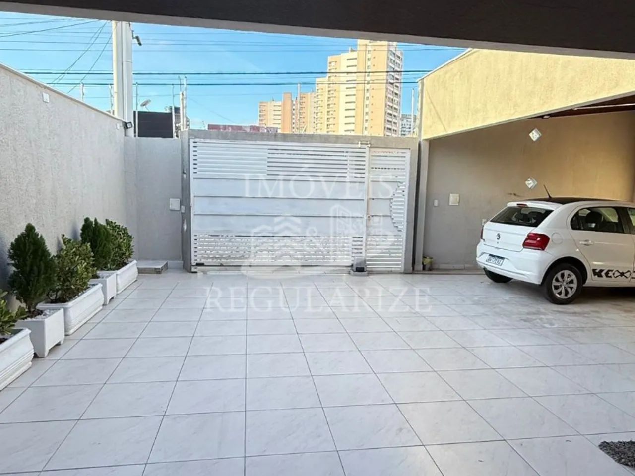 Casa em Rua Píblica 3/4 (1 Suíte) com GARAGEM para 6 Carros em Nova Parnamirim - Parnamiri - Foto 2
