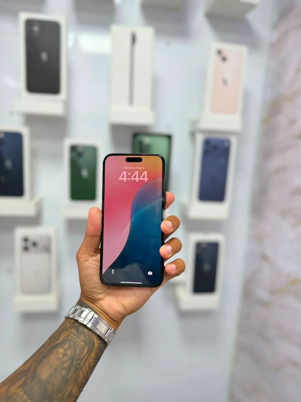 IPHONE 15 PLUS 128GB<br>R$ 3.250 - Foto 2