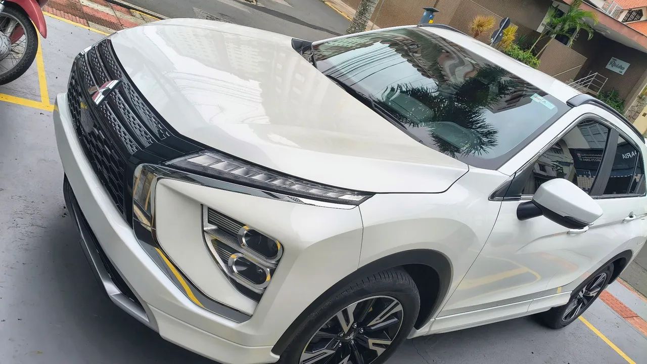 Mitsubishi Eclipse Cross HPE 1.5 16V 165cv AUT 2024 - Foto 3