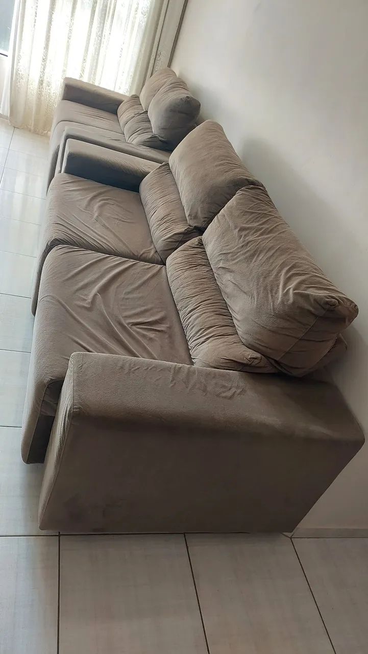 Vendo (02) sofá retrátil 