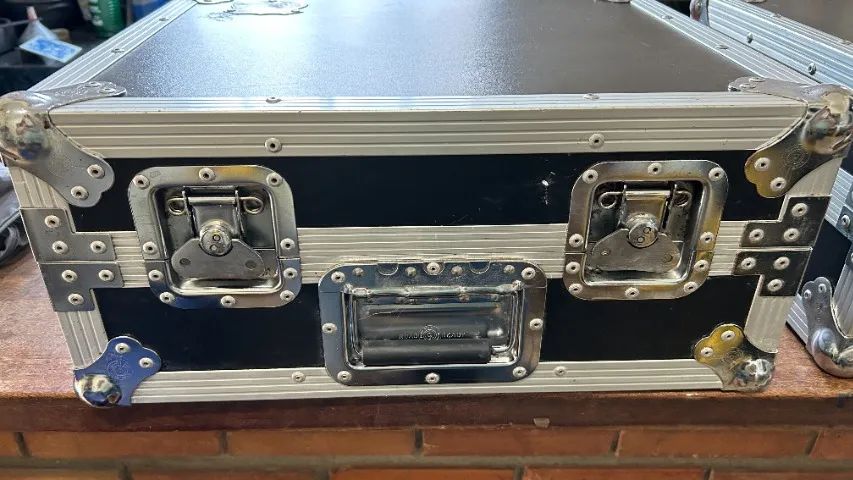 Toca Discos Technics MK3 - Par - com agulha e case Road Ready - Foto 3