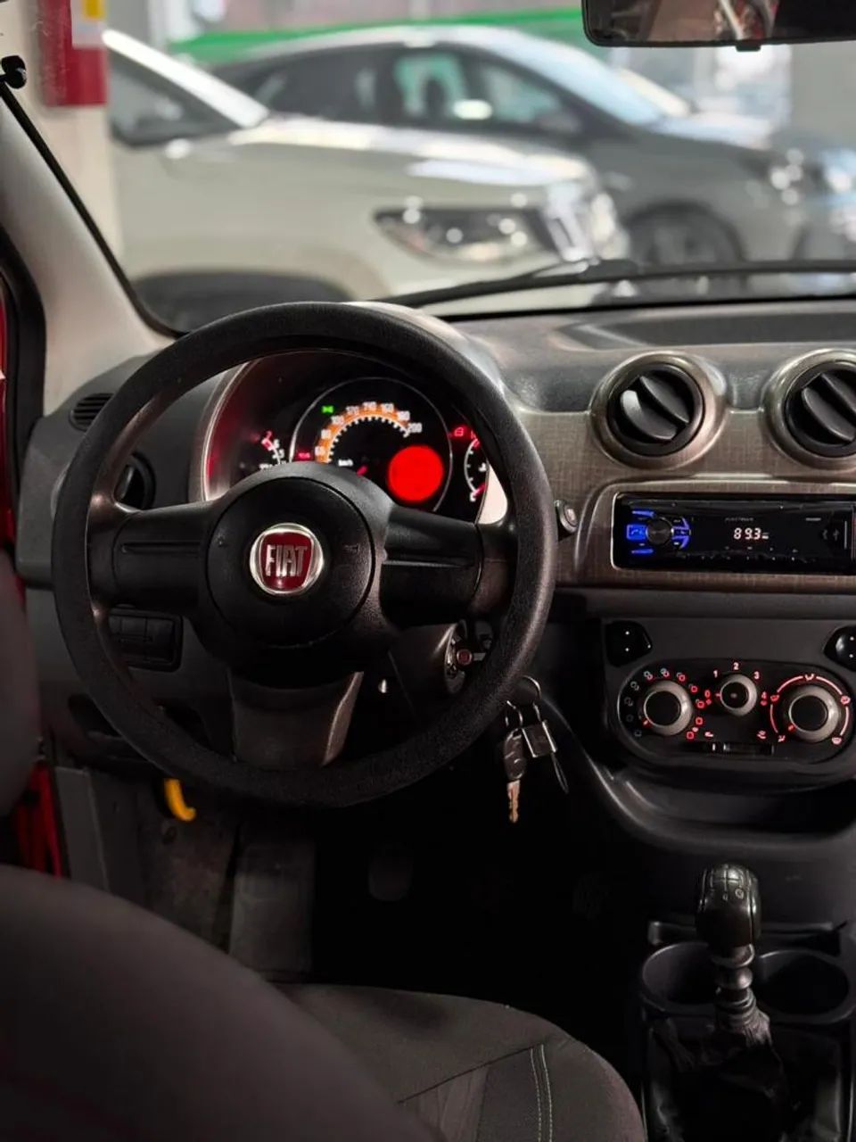 Fiat Uno WAY 1.4 EVO Fire Flex 8V 5P 2013 - Foto 4