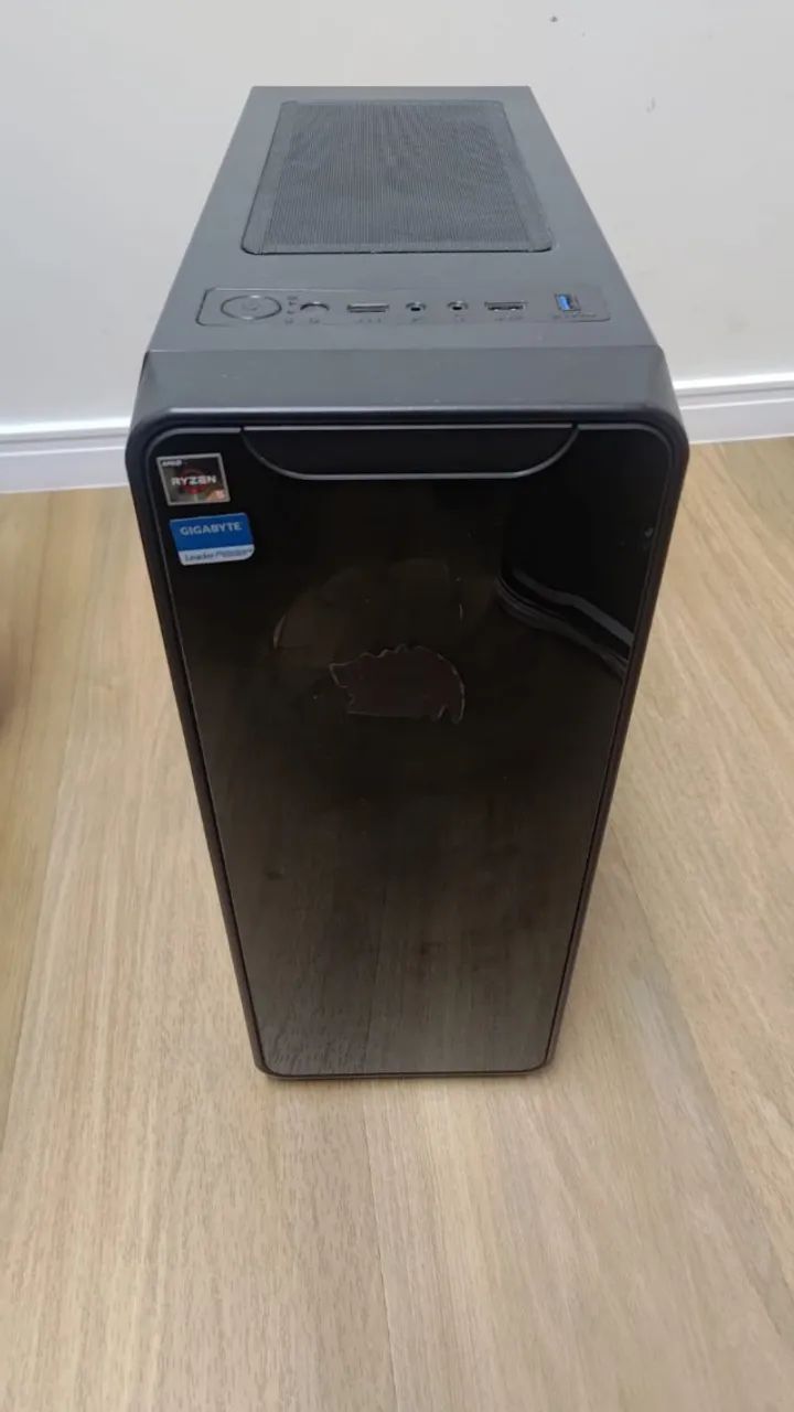 Gabinete PC Gamer