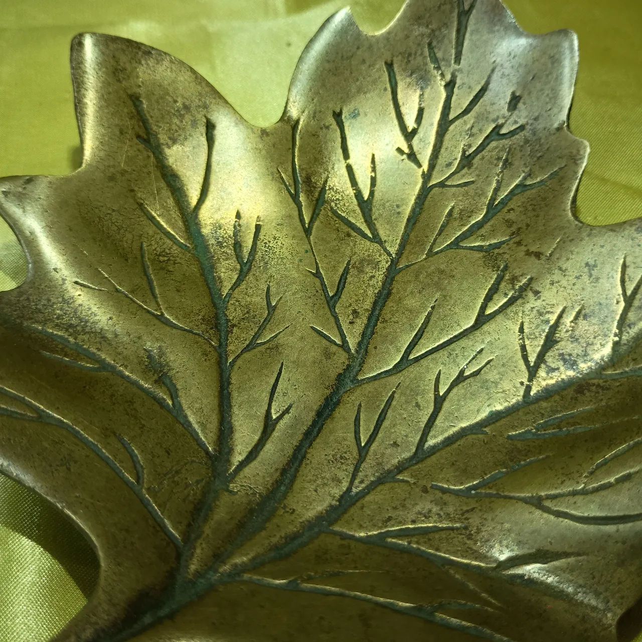 Saboneteira / Cinzeiro de bronze em formato de folha - Foto 4