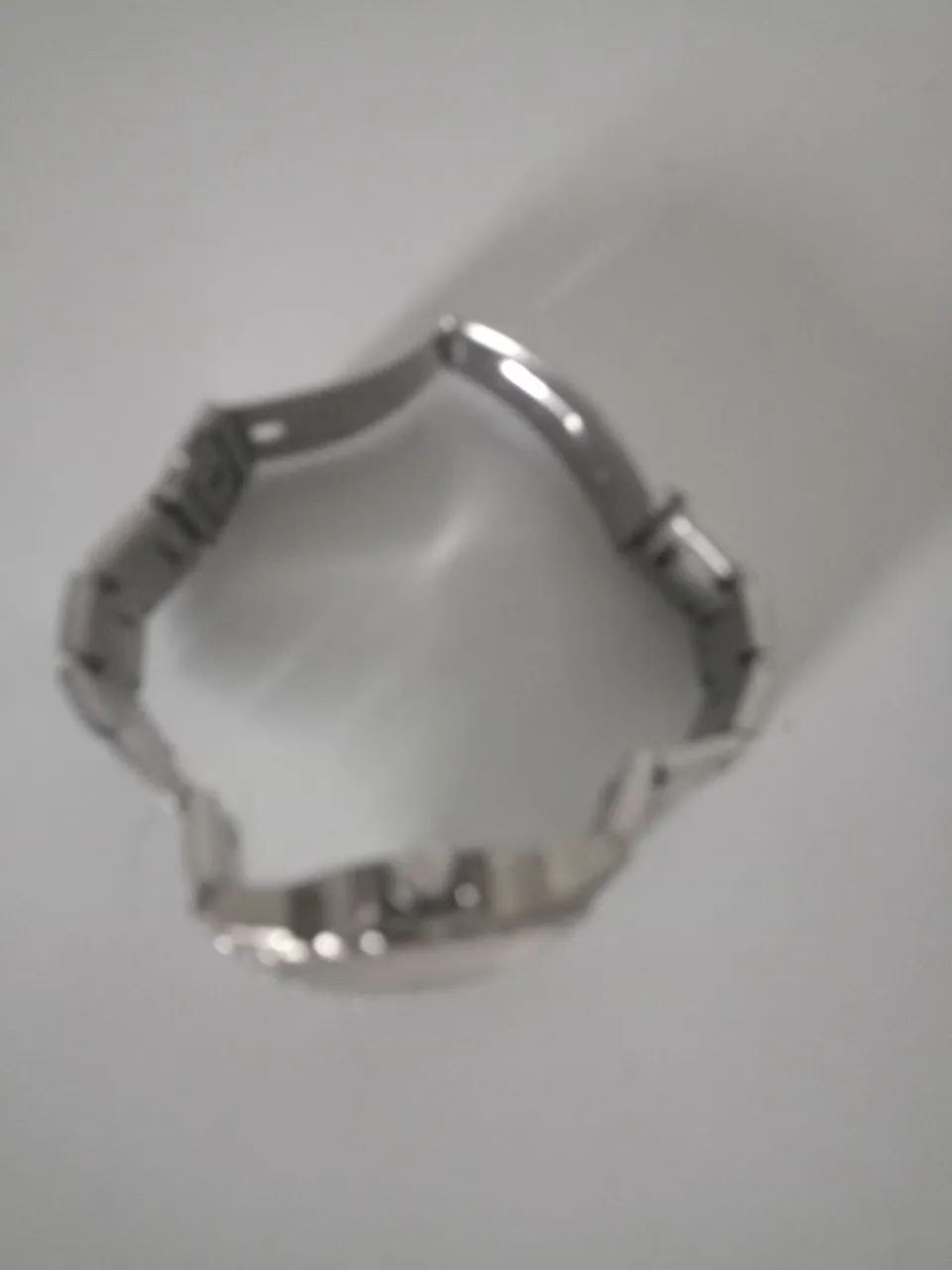 Relógio Dumont precisando de bateria modelo Su 25071Hs  - Foto 5