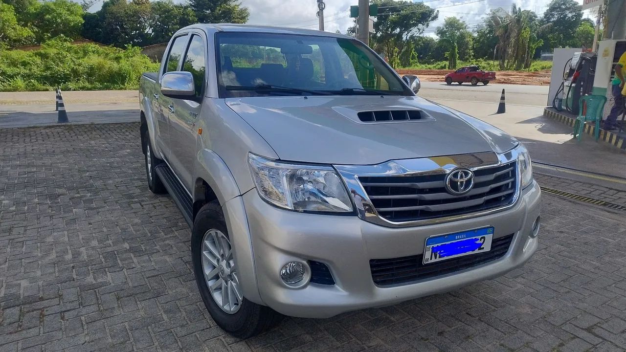 Toyota Hilux 2013