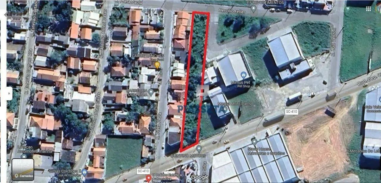 Terreno com 3 frentes e 1 esquina, sendo ideal para comércio ou indústria - Foto 2
