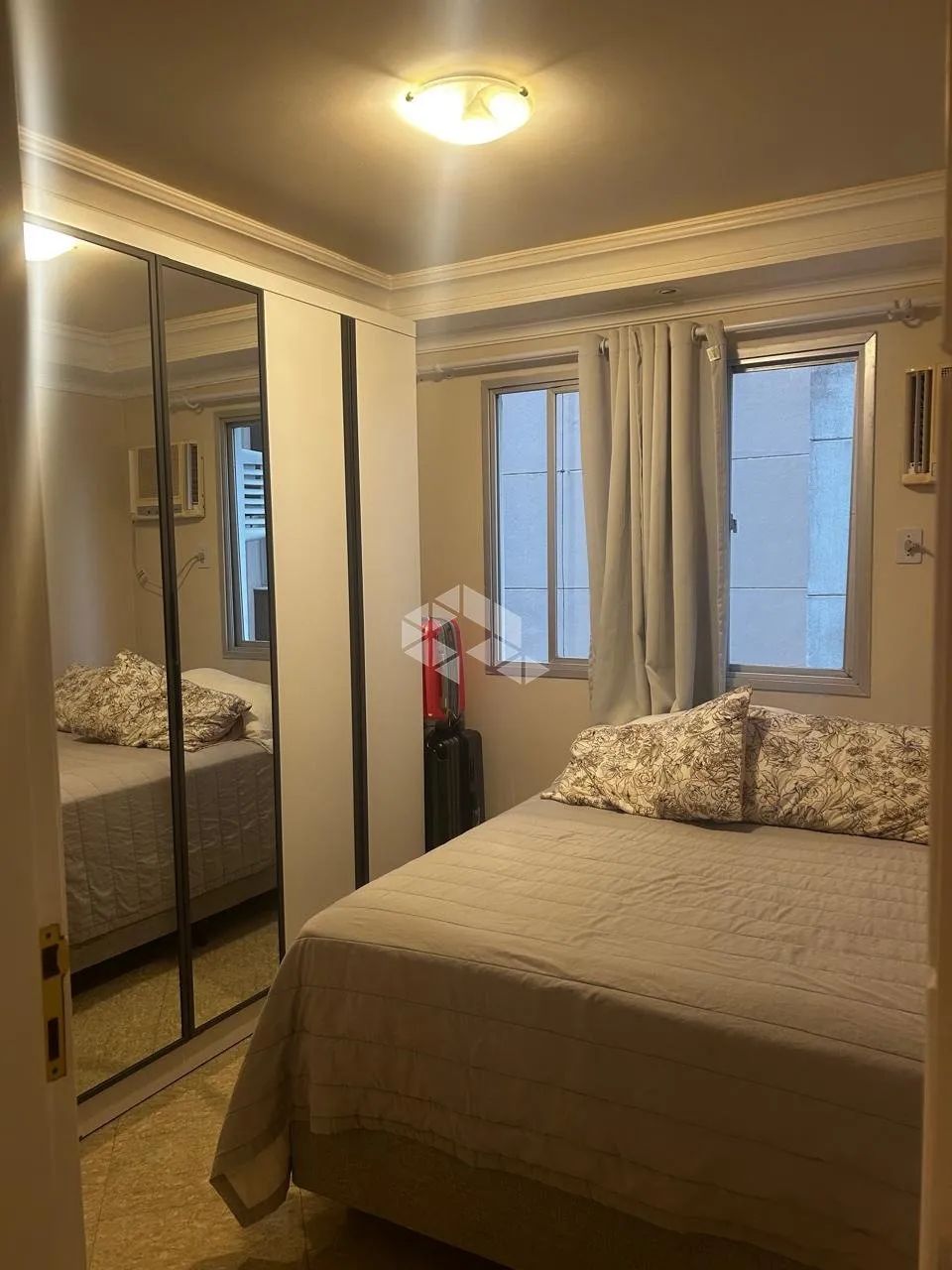 Apartamento Mobiliado à Venda no Centro de Florianópolis - 1 Dormitório, 40,93m², Excelent