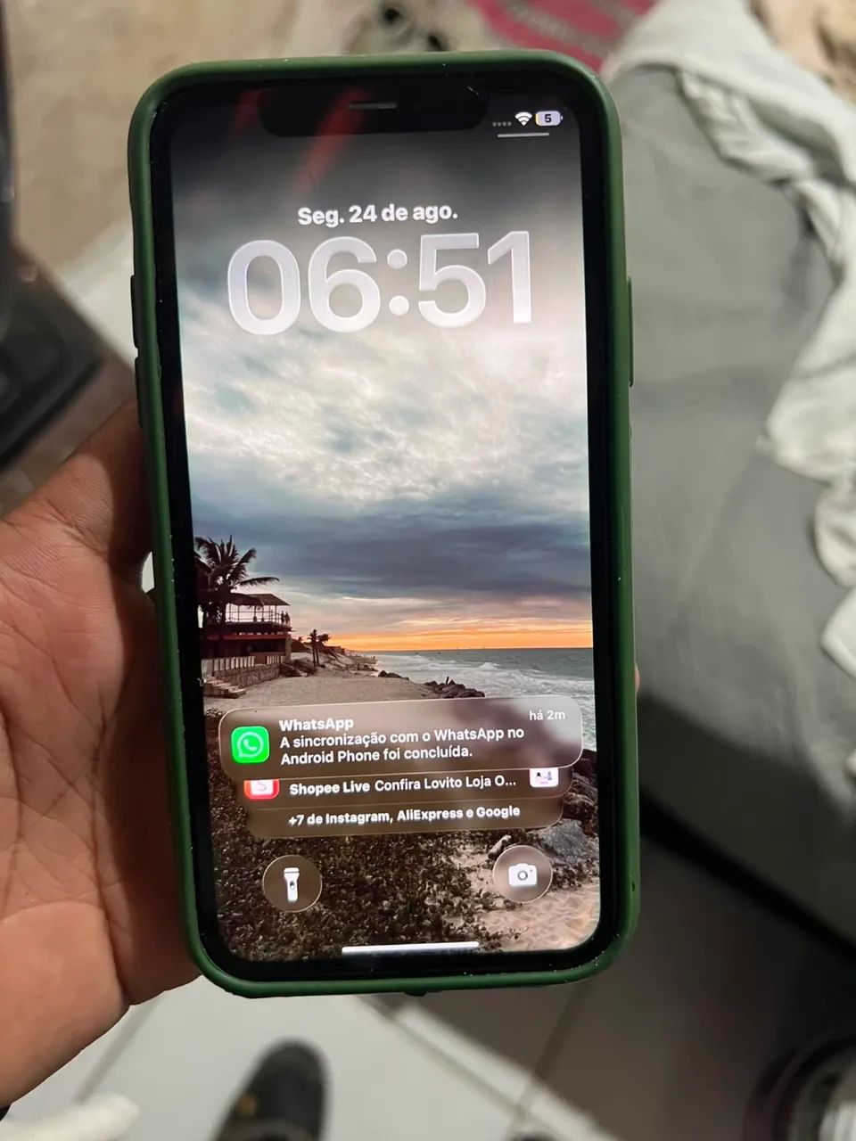 IPHONE 11 128gb Branco  - Foto 3