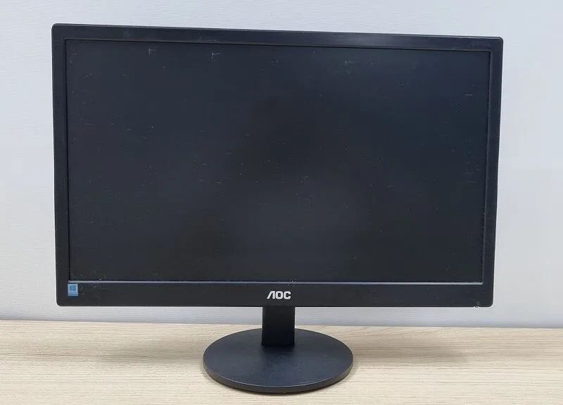 Monitor em perfeito estado
