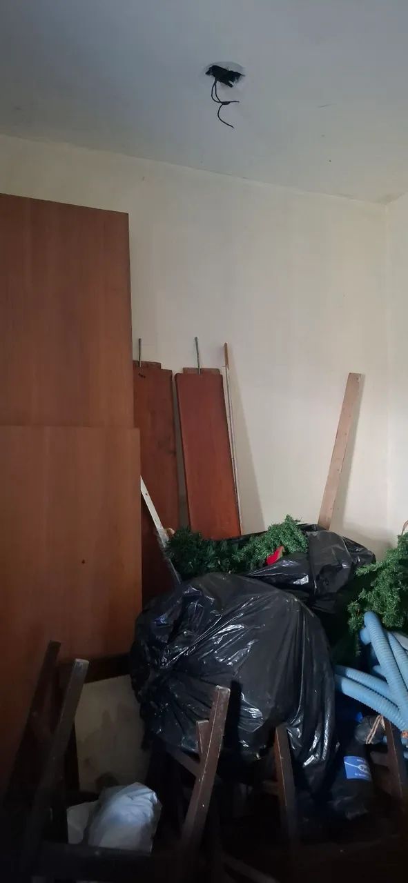 Cama de casal em madeira  - Foto 3