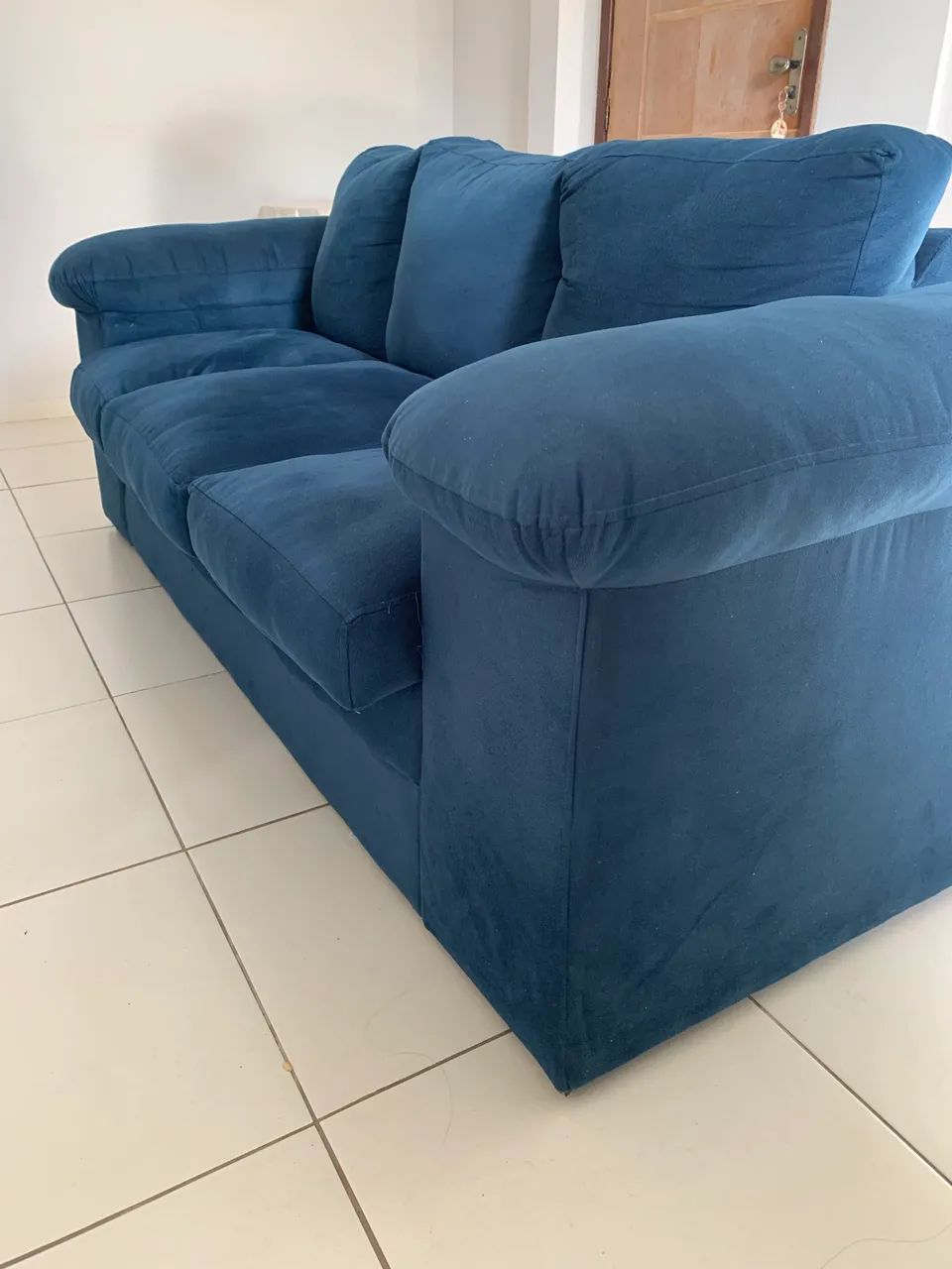 KIT POLTRONAS E SOFÁ 3 LUGARES64962680689795122