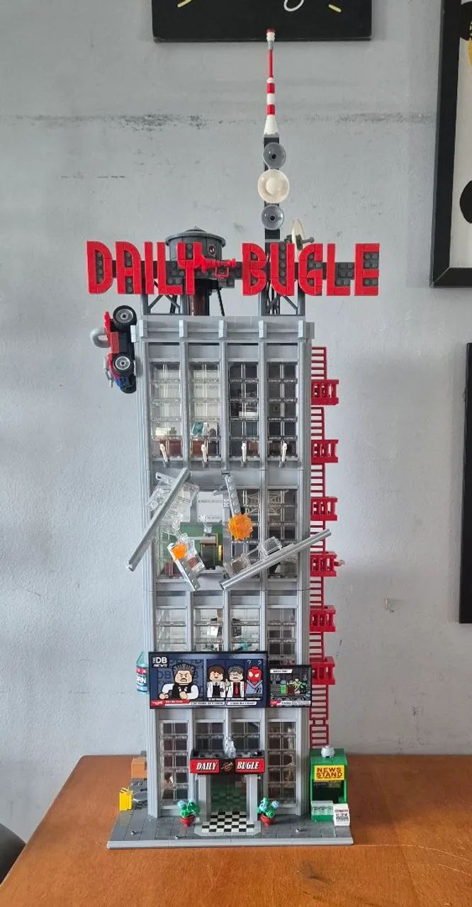 Lego Marvel - Daily Bugle (somente o prédio)