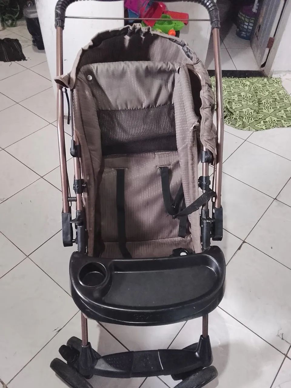 Vende se carrinho de bebê 