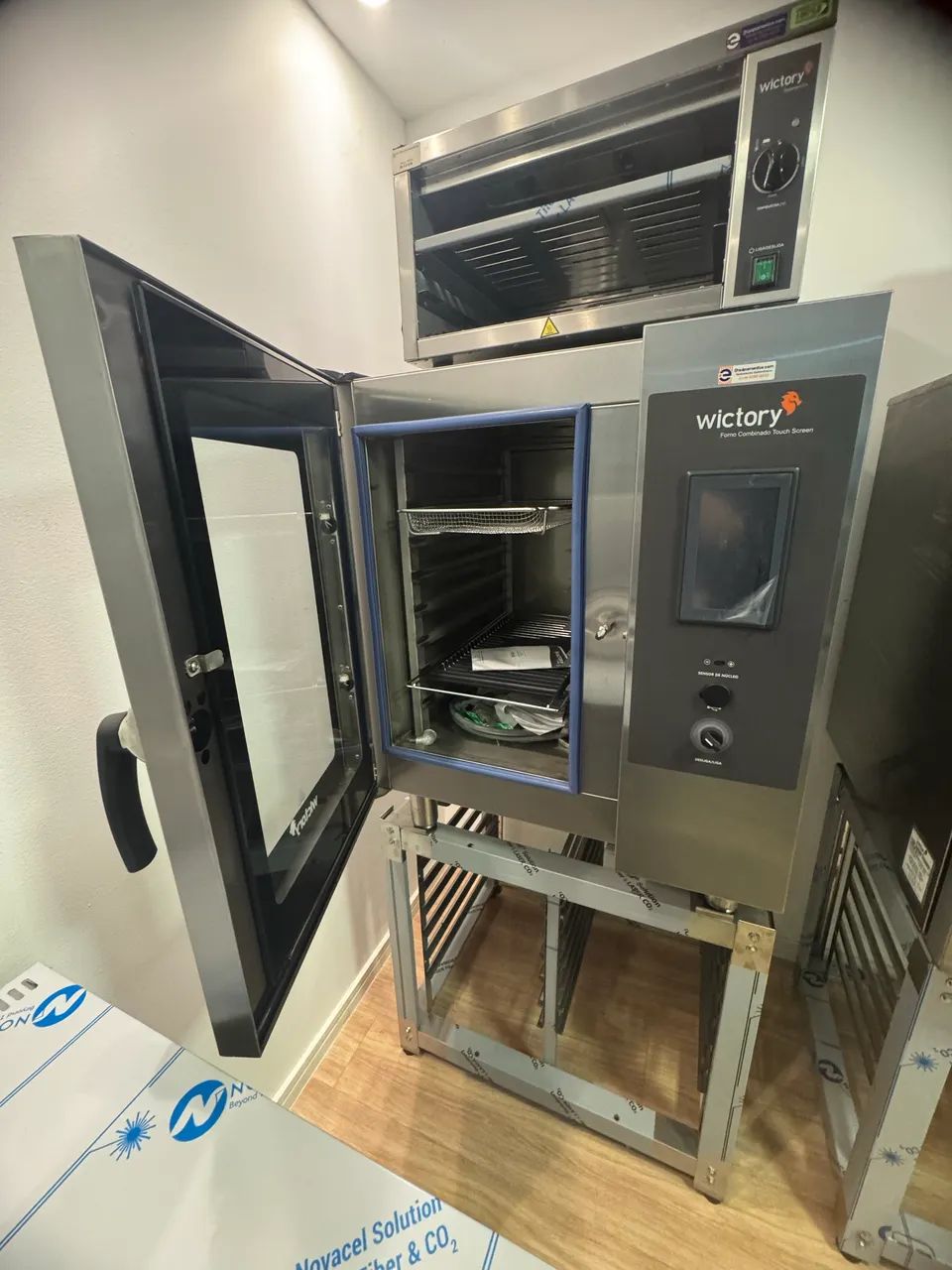 Forno Combinado 8 gns programável com cavalete novo  - Foto 2