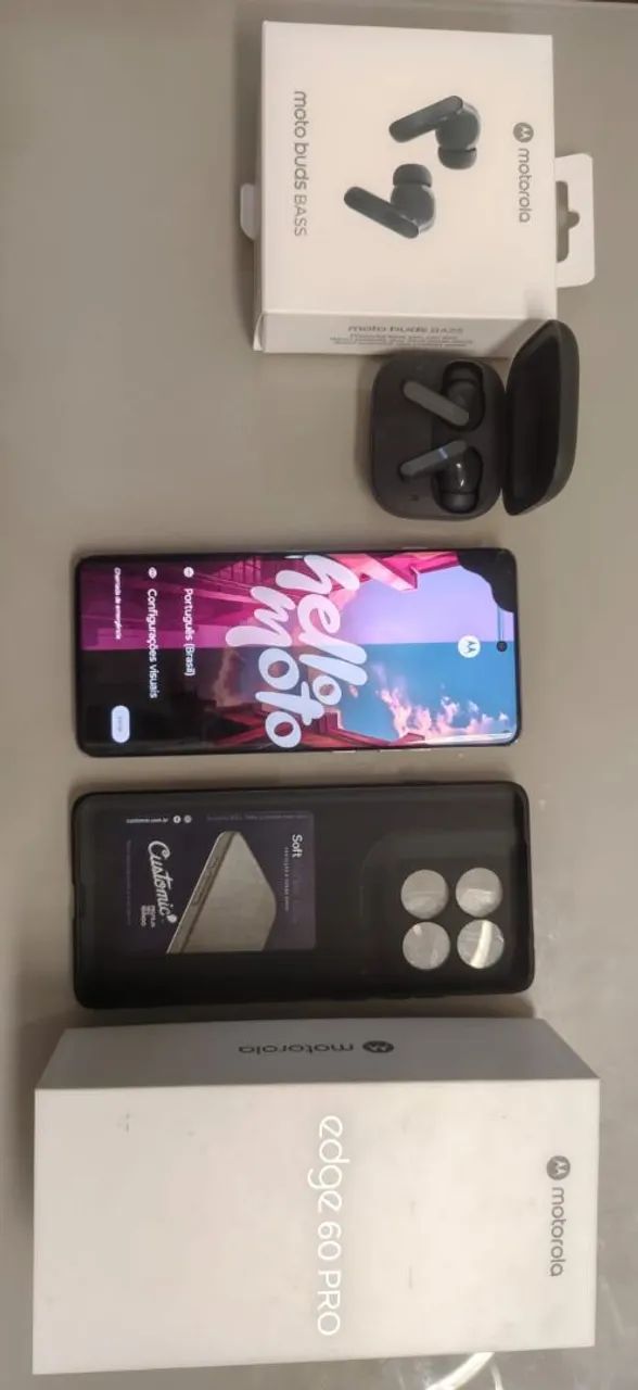 Motorola Edge 60 Pro 512 + Buds