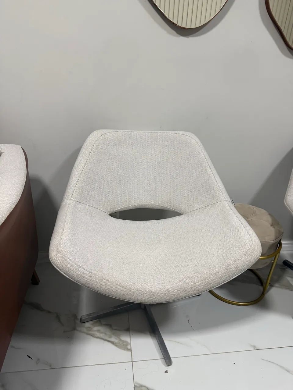 Poltronas giratória  de luxo em tecido de linho  - Foto 3