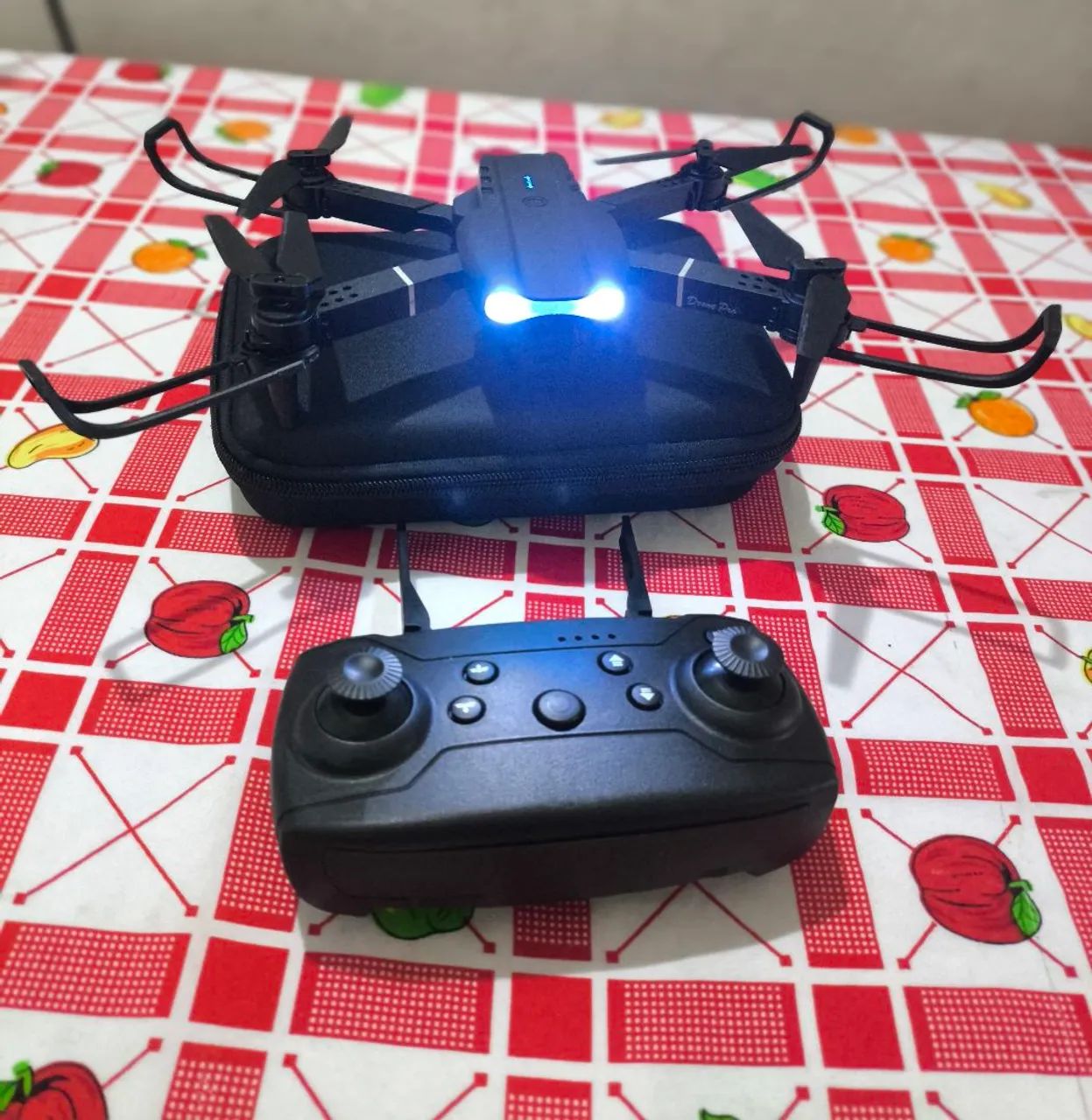 Drone Dobrável de Entrada com Case e Hélices Reservas  - Foto 3